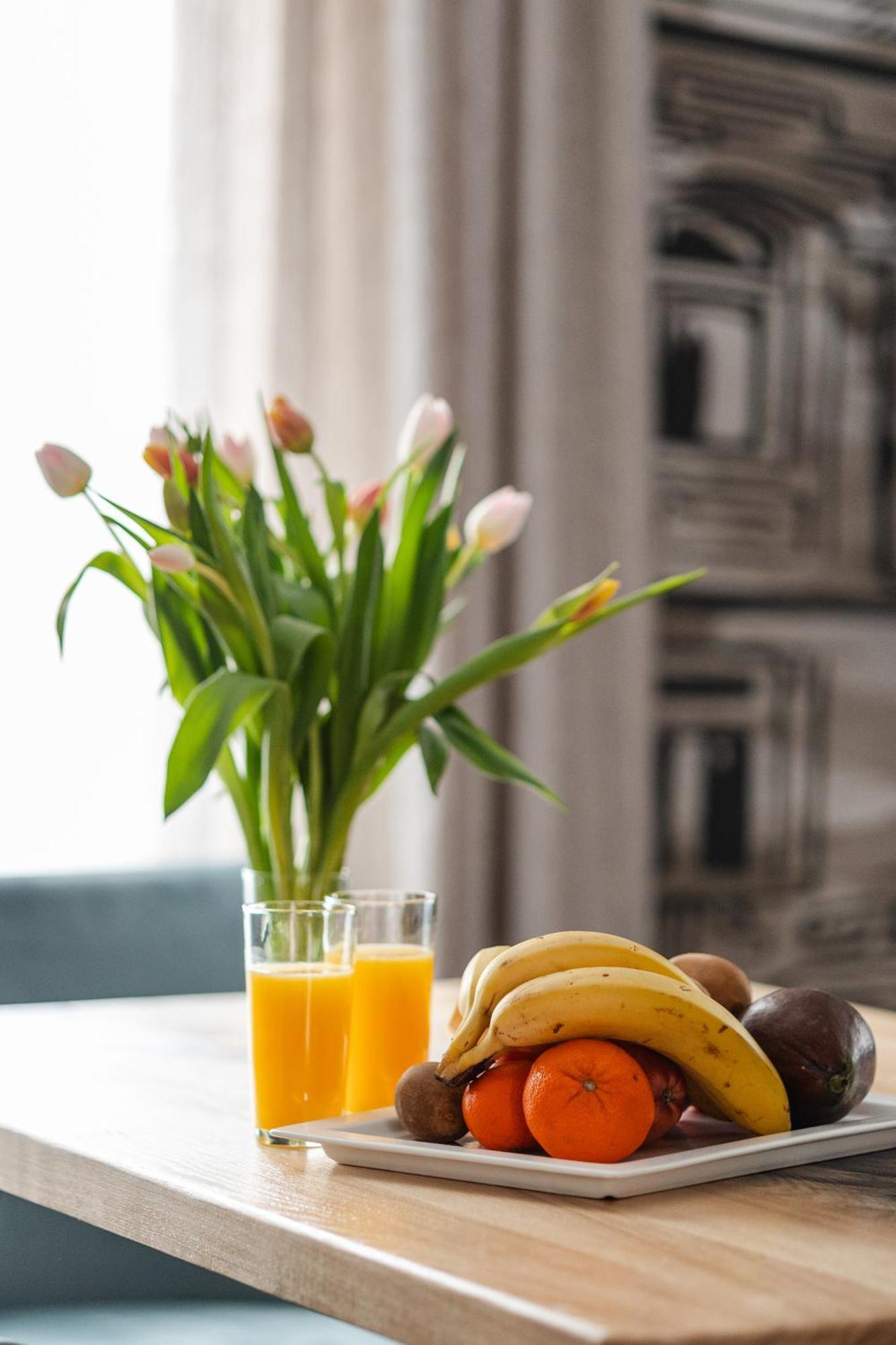 Peak Aparthotel - Old Town - By Cityhost Brasov Bagian luar foto